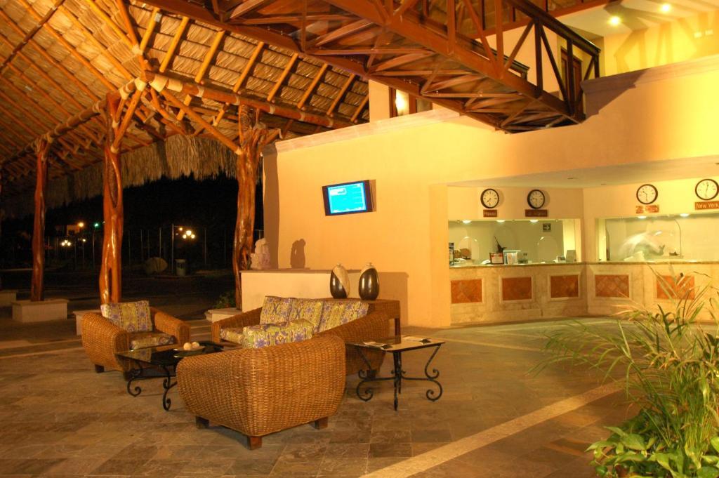 Hotel Palmas De Cortez ロス・バリレス エクステリア 写真